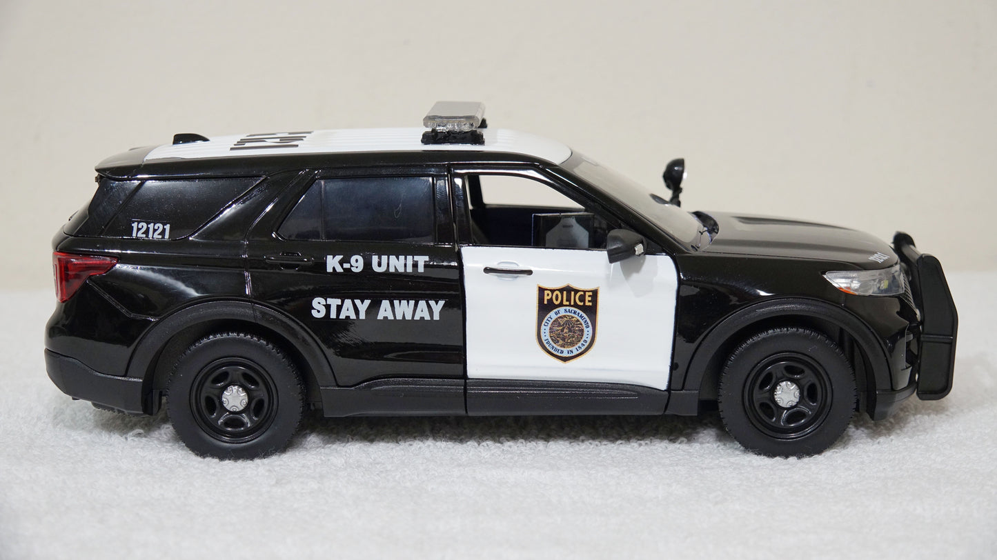 1/24 scale Sacramento Police K-9 unit 2022 Ford Explorer with custom added lights and siren. !!FREE SHIPPING!!