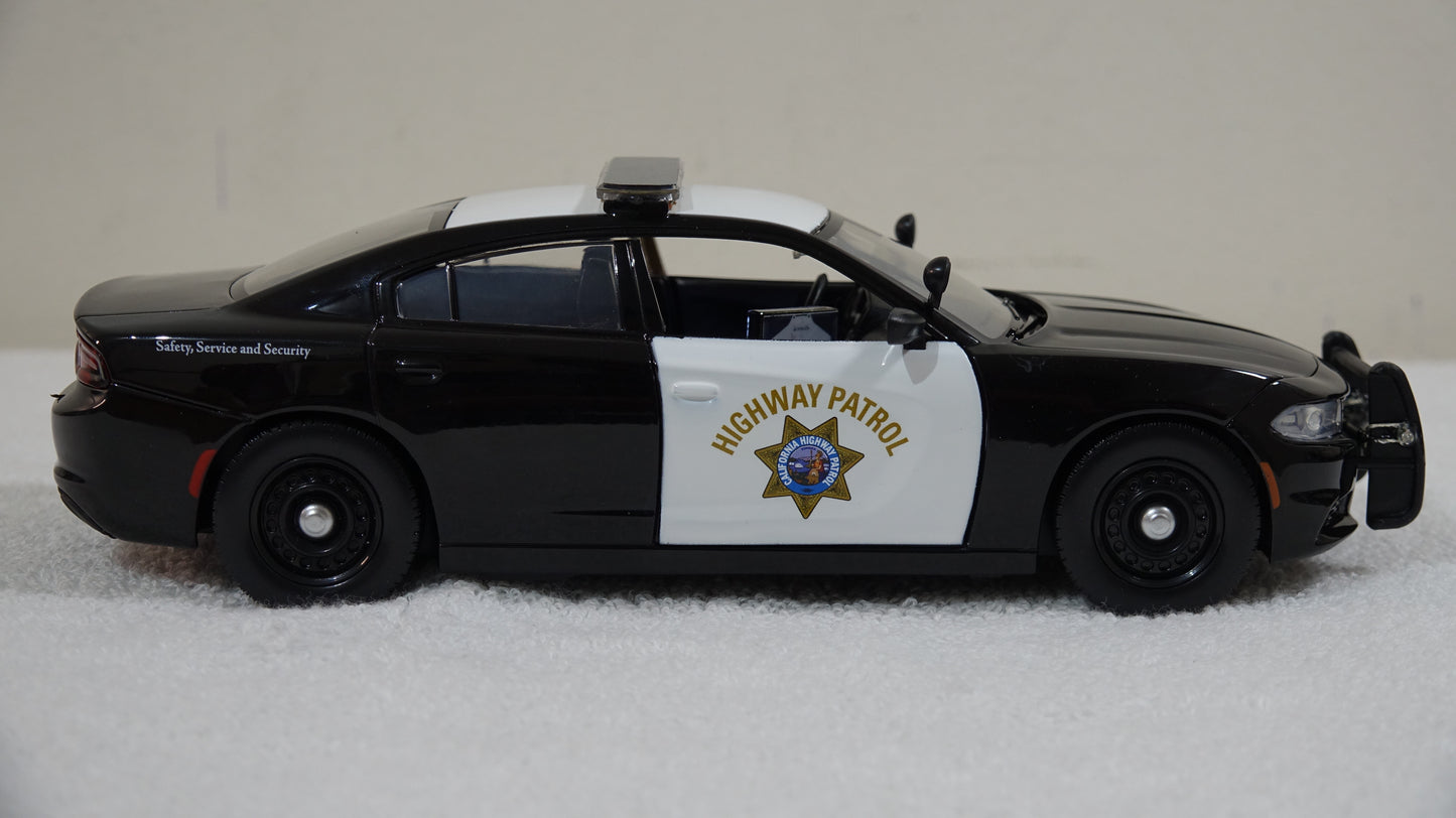 1/24 scale California Highway Patrol 2023 Dodge Charger with custom added lights and siren. !!FREE SHIPPING!!