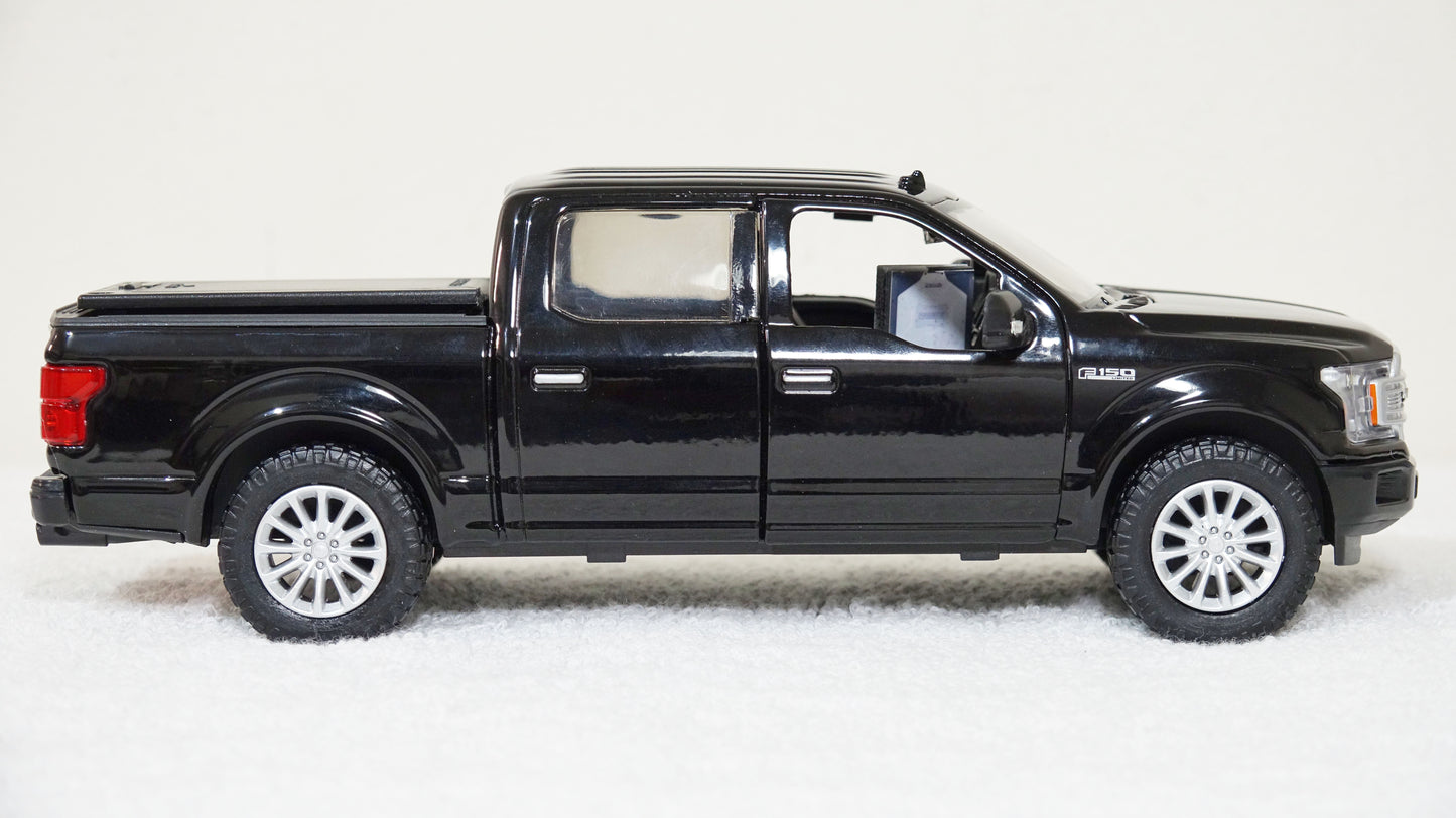 1/24 scale Black Undercover Police 2019 Ford F-150 with custom added lights and siren. !!FREE SHIPPING!!
