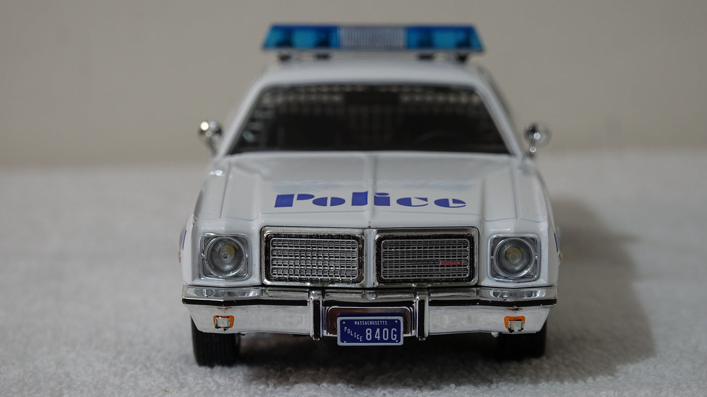 1/24 scale Boston Police 1976 Dodge Coronet with Lights and Siren !!FREE SHIPPING!!