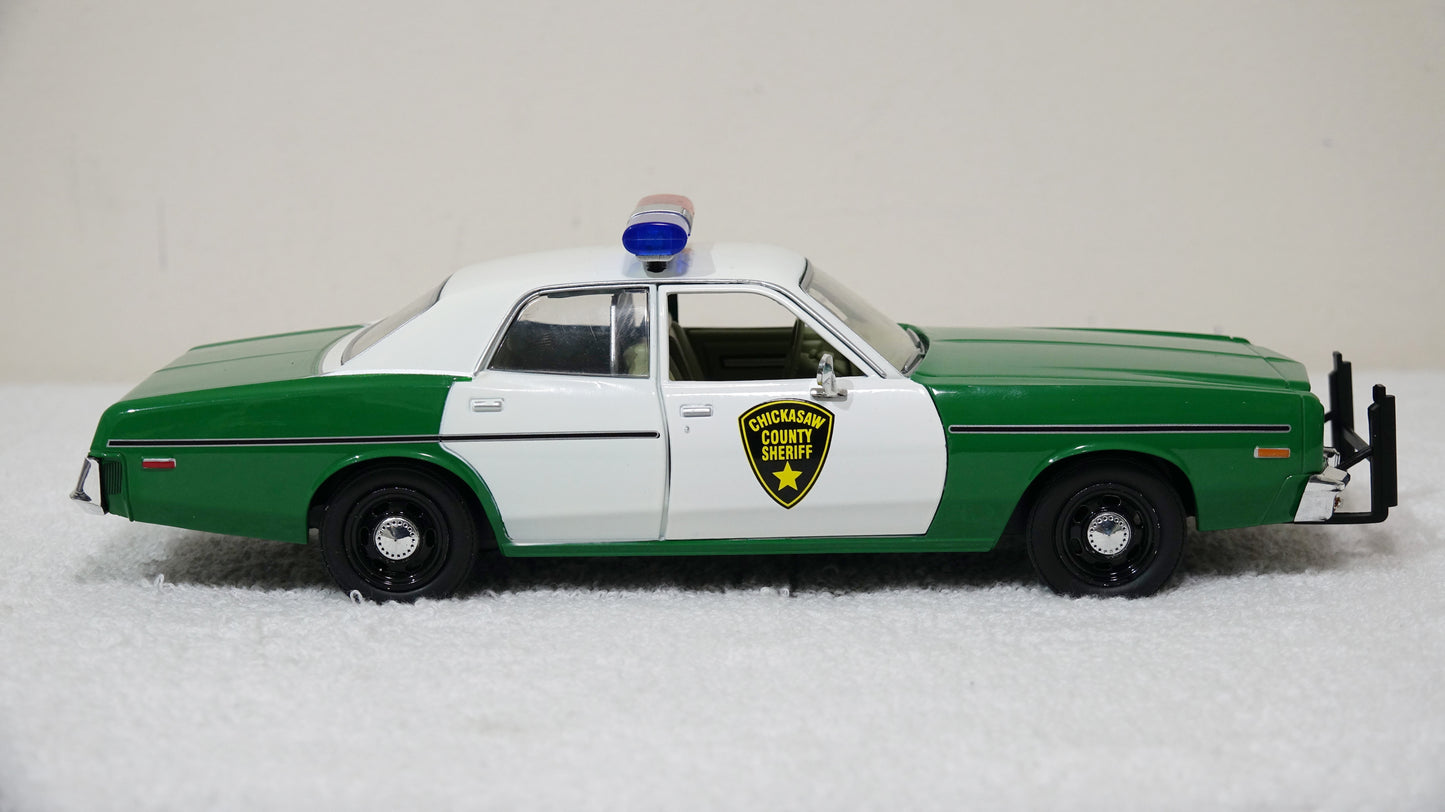 1/24 scale Chickasaw County Sheriff 1975 Plymouth Fury with Lights and Siren !!FREE SHIPPING!!