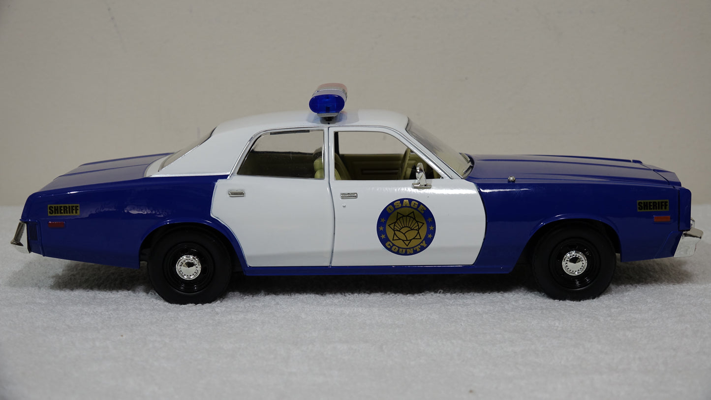 1/18 scale Osage County Sheriff 1975 Plymouth Fury with custom added lights and siren. FREE SHIPPING