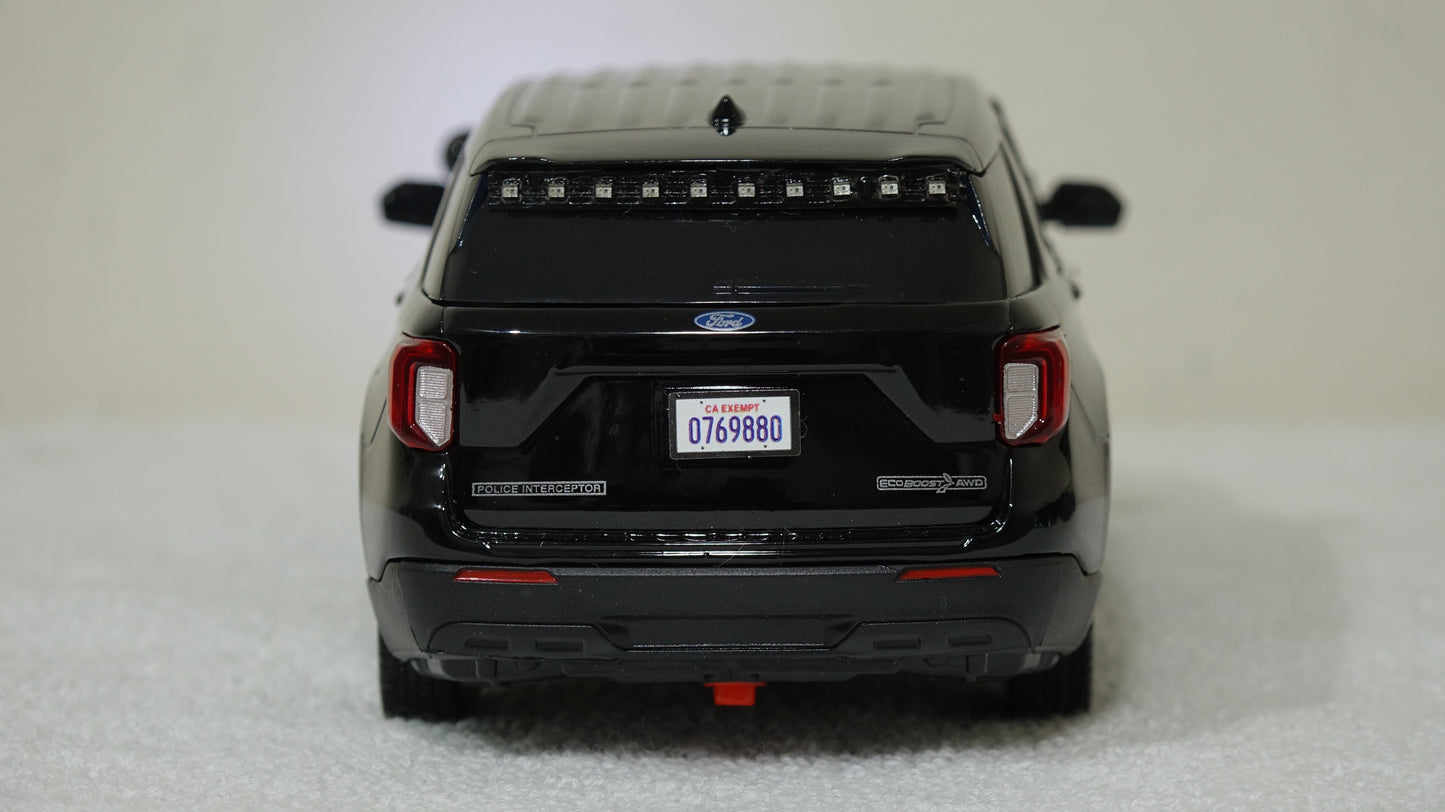 1/24 scale Black Undercover Police 2022 Ford Explorer with custom added lights and siren. !!FREE SHIPPING!!