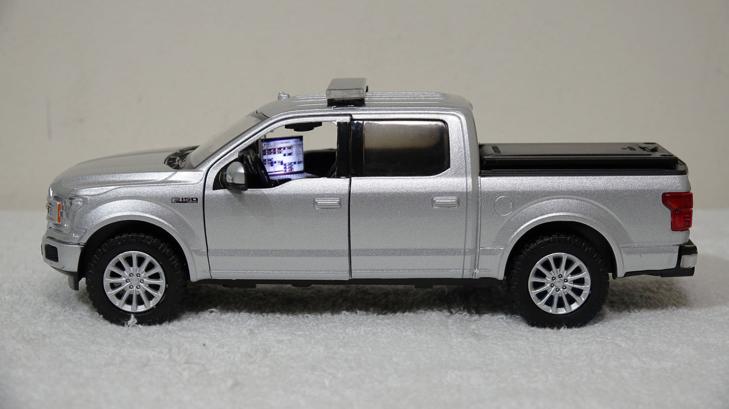 1/24 scale Silver Unmarked Police 2019 Ford F-150 with custom added lights and siren. !!FREE SHIPPING!!