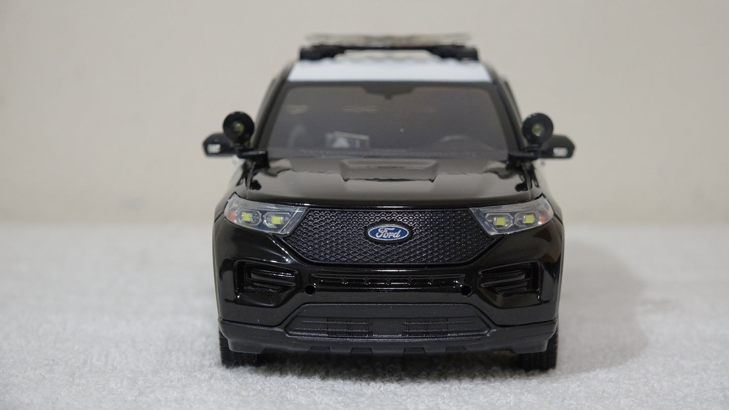 1/24 scale Los Angeles Police Department 2022 Ford Explorer with custom added lights and siren. !!FREE SHIPPING!!