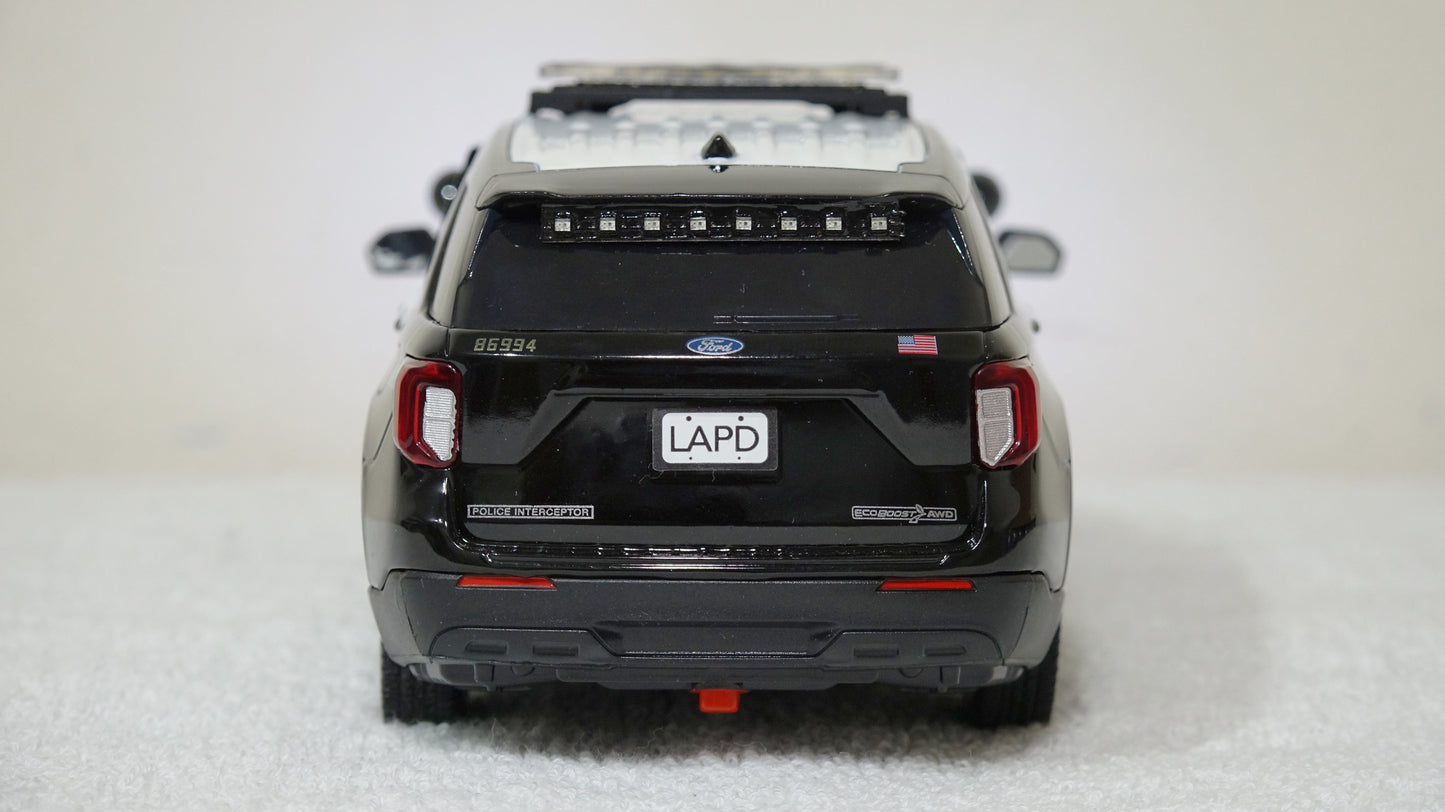 1/24 scale Los Angeles Police Department 2022 Ford Explorer with custom added lights and siren. !!FREE SHIPPING!!