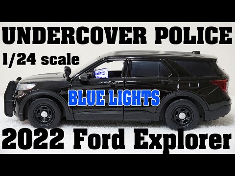 1/24 scale Black Undercover Police 2022 Ford Explorer with custom added lights and siren. !!FREE SHIPPING!!