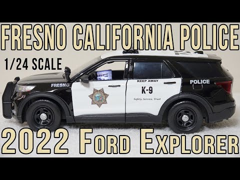 1/24 scale Fresno Police K-9 unit 2022 Ford Explorer with custom added lights and siren. !!FREE SHIPPING!!